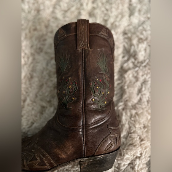 Bottes De Cowboy Vintage Brodées De Fleurs Pour Femmes Ethniques Florales En Cuir Larges Mi Mollet Western Cowgirl
